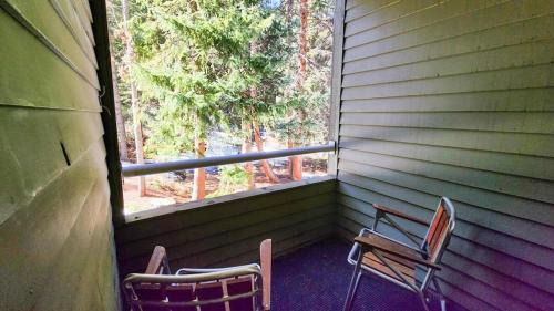 Warrior's Mark Maison | 3 BDR Mountain Home with Hot Tub Minutes to Lifts