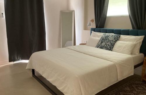Port Barton Appartement | 3 BDR new Apartment in PORT BARTON
