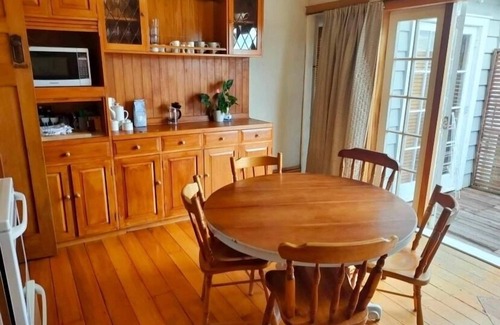Northcote Maison | ✨3 Bdrm Guest Suite in 1920s Bungalow, North Shore