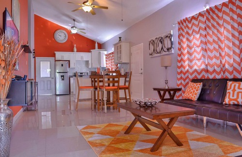 Kingston Maison | 3 BDR * Piscine * Gated * A / C * Familial * Villa TMV