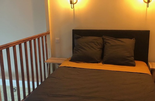 Jegun Autre | 3 Belles Chambres avec terrasse ou balcon privé dans un ancien corps de ferme