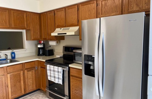 Fairland Maison | 3 bed/ 1.5 bath in a Beautiful Townhouse