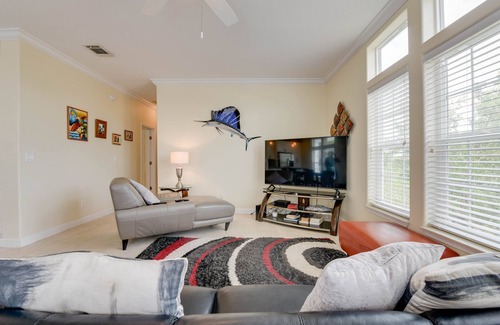 Breezeswept Beach Estates Maison | 3 Bed 2 Bath Canal Front home with great boating