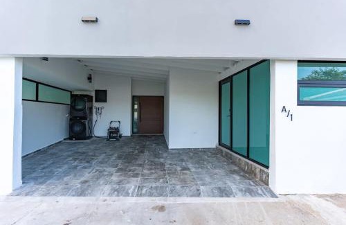 Dorado del Mar Maison | 3 Bed 2 Bath Family House w Private Pool Dorado del Mar