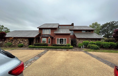 New Albany Maison | 3 bed 2 baths upstairs in home with heated indoor/outdoor pools New Albany
