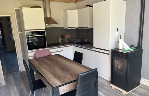Amont-et-Effreney Appartement | appartement 3 couchages, possibilité de louer VTT électrique (35 euros/jour/VTT)
