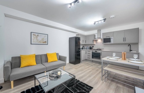 West Ham Appartement | 3 Bed Flat - Sleeps 8 - Parking - Wifi