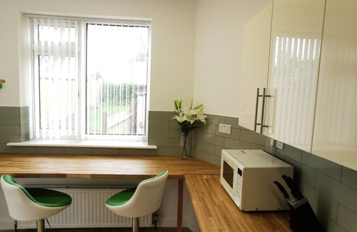 Barnet Maison | 3 chambres, spacieuse maison bien connectée au nord de Londres