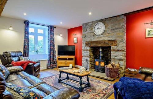Llanfihangel Tal-y-llyn Maison | 3 Bed in Brecon 93680