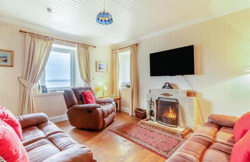 Beinn Orasaigh Maison | 3 Bed in Carbost oc-b32442