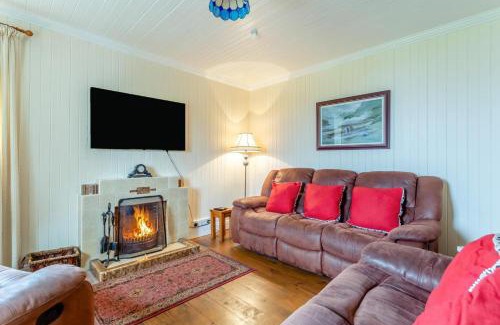 Beinn Orasaigh Maison | 3 Bed in Carbost oc-b32442