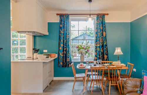 Dedham Maison | 3 Bed in Dedham 94016