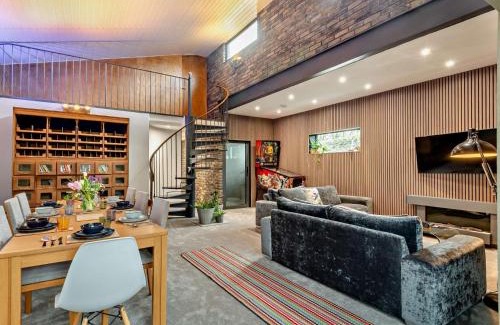 Hoylandswaine Maison | 3 Bed in Holmfirth 94342