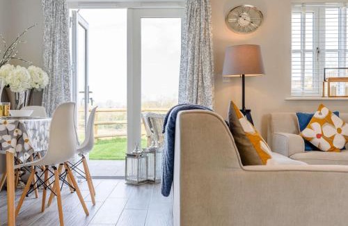 Denstone Maison | 3 Bed in Marston Montgomery 87450