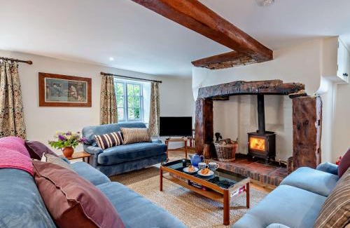 Amesbury Maison | 3 Bed in Salisbury 95325