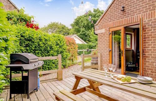 Stoborough Maison | 3 Bed in Stoborough DC157