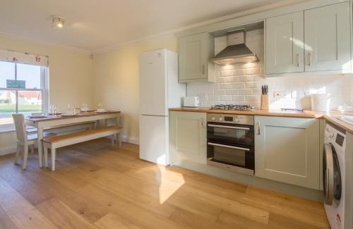 Wells-next-the-Sea Maison | 3 Bed in Wells-next-the-Sea KT091