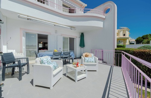 Vale de Carro Maison | 3-bedr. house in Olhos d'Água, with pool, ac, wifi, 800 m from the beach