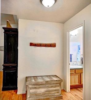 Jerome Maison | 3 bedroom 2 bath, Garage, Walk to Park, Central Location, Pets OK