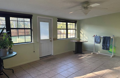 Lake City Maison | 3-bedroom 2 bath house with in ground pool