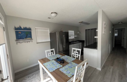 North Myrtle Beach Maison | 3 bedroom, 2 bath house in the Cherry Grove section of North Myrtle Beach SC