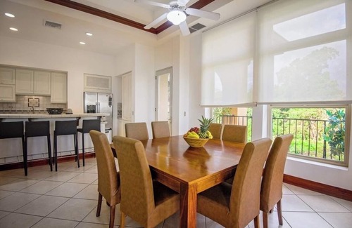 Herradura Copropriété | 3-bedroom 3.5 bath condo in Los Suenos Marina Village Costa Rica with AC, WiFi