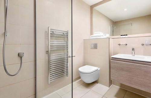 Auchterarder Cabine | 3 bedroom accommodation in Auchterarder, Nr Gleneagles