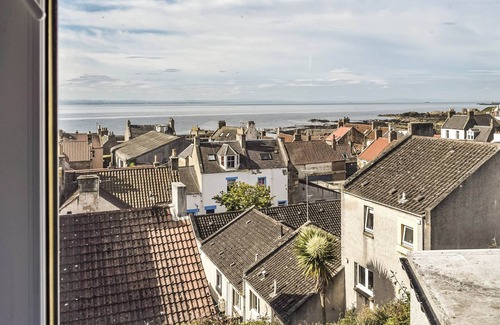 St Monans Cottage | Lovely large house situated in one of the picturesque fishing village of St Monans.