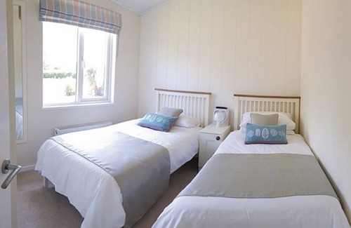 Westmarsh Cabine | 3 bedroom accommodation in Monkton, Nr Ramsgate