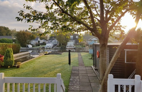 Irstead Cottage | Alojamiento de 3 habitaciones en Hoveton, cerca de Wroxham