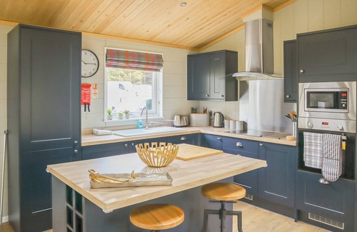 Lauder Chalet De Ski | 3 bedroom accommodation in Lauder