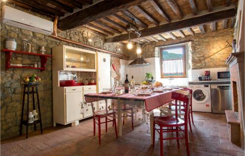 Benabbio Appartement | 3 Bedroom Amazing Apartment In Benabbio