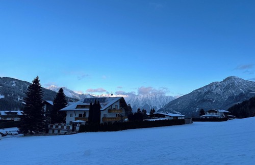 Arzl im Piztal Appartement | 3-bedroom apartment in Arzl im Pitztal with WiFi HOCHZEIGER SKIGEBIET
