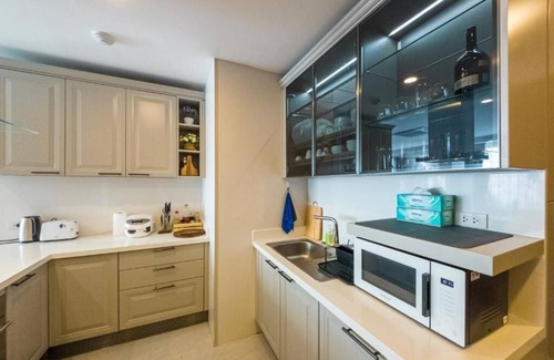 Karon Appartement | 3 Bedroom Apartment Premium 181м² 300m from the sea