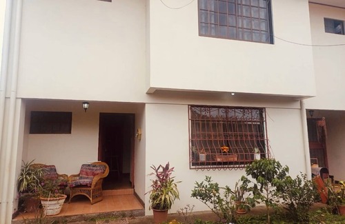 Heredia Appartement | 3-bedroom apartment at the skirts of Volcanoes - Wifi/Family/Pet Friendly