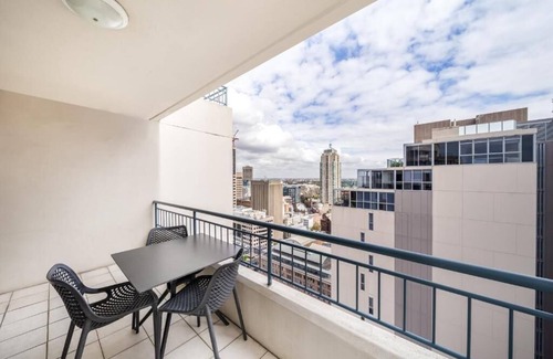 Surry Hills Appartement | 3 Bedroom Apartment @Castlereagh Street, Sydney CBD