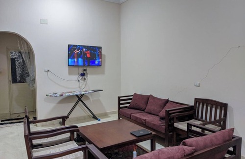 Abu Simbel Appartement | 3-bedroom apartment in lovely Abu Simple with WiFi, AC