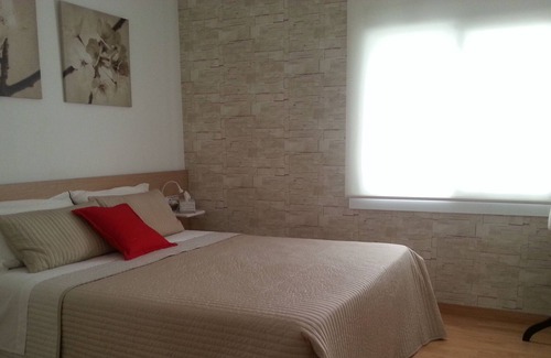 Viladecans Copropriété | 3 bedroom apartment 10 min from the train, and 6 km from the airport