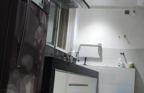 Toli Chowki Appartement | 3-bedroom apartment in perfect Hyderabad with AC