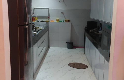Toli Chowki Appartement | 3-bedroom apartment in perfect Hyderabad with AC