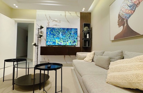 Mecca Appartement | 3-bedroom apartment in brilliant Makkah with AC, WiFi