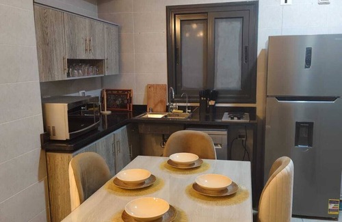 Ad-Darb al-Ahmar Appartement | 3-bedroom apartment in cool Cairo with WiFi, AC