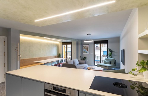 Murcia Appartement | 3-bedroom apartment in delightful Murcia with WiFi, AC