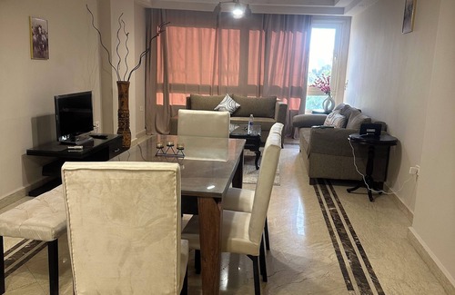 Giza Appartement | 3-bedroom apartment in nice direct pyramids view with AC, WiFi