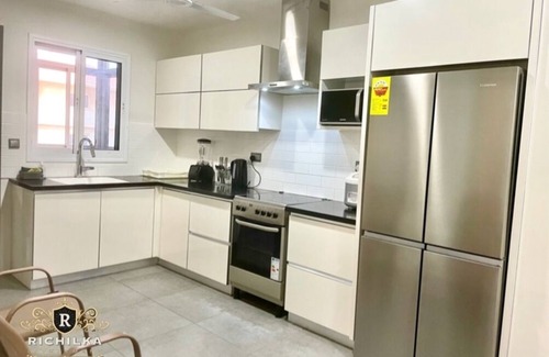 Accra Appartement | 3 bedroom Apt cityview with swimming pool and 24hr security