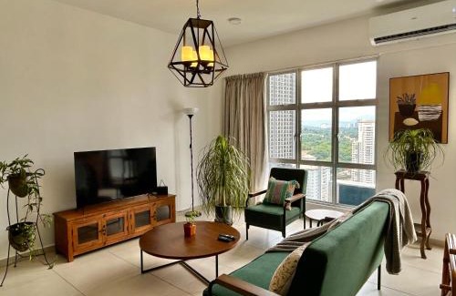 Brickfields Appartement | 3 bedroom apt L26 at kl sentral with city view