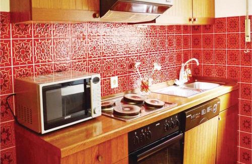 Breuna Appartement | 3 Bedroom Awesome Apartment In Breuna
