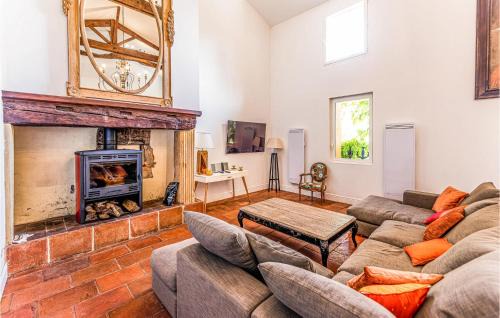 Marquefave Maison | 3 Bedroom Awesome Home In Marquefave