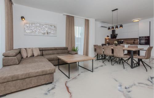 Vrsi Maison | 3 Bedroom Awesome Home In Vrsi