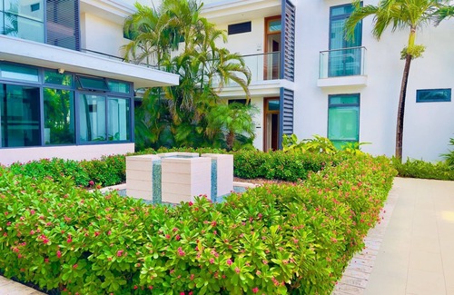 Mombasa Appartement | 3 bedroom beach side furnished apartment in Nyali Mombasa Kenya